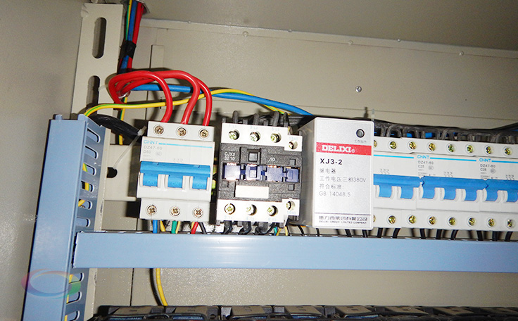 舞臺機械設(shè)備、系統(tǒng)用電安全設(shè)備選型 #通用舞臺阻燃幕布施工